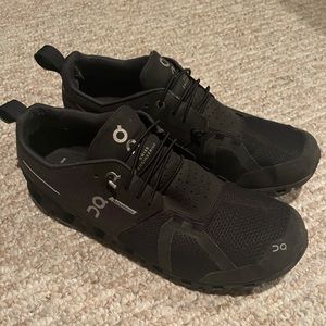 Ladies On Running WaterProof Shoes